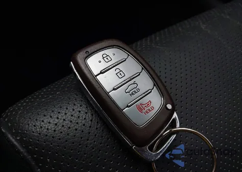 2018 Hyundai Elantra Sport z USA, uszkodzony, nr VIN KMHD04LB2JU474012